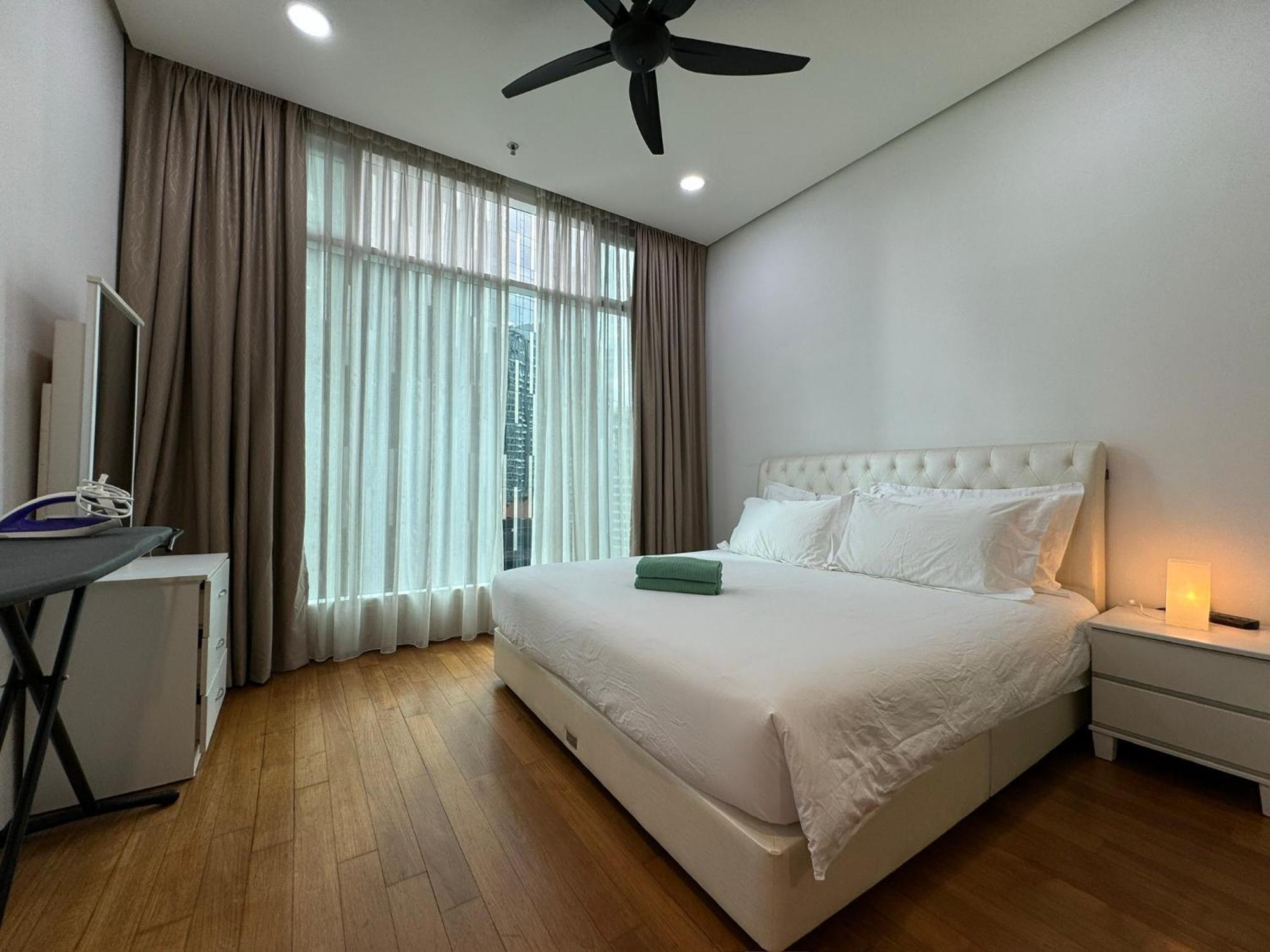 Soho Suites Klcc By Alucard'S Cat Kuala Lumpur Buitenkant foto